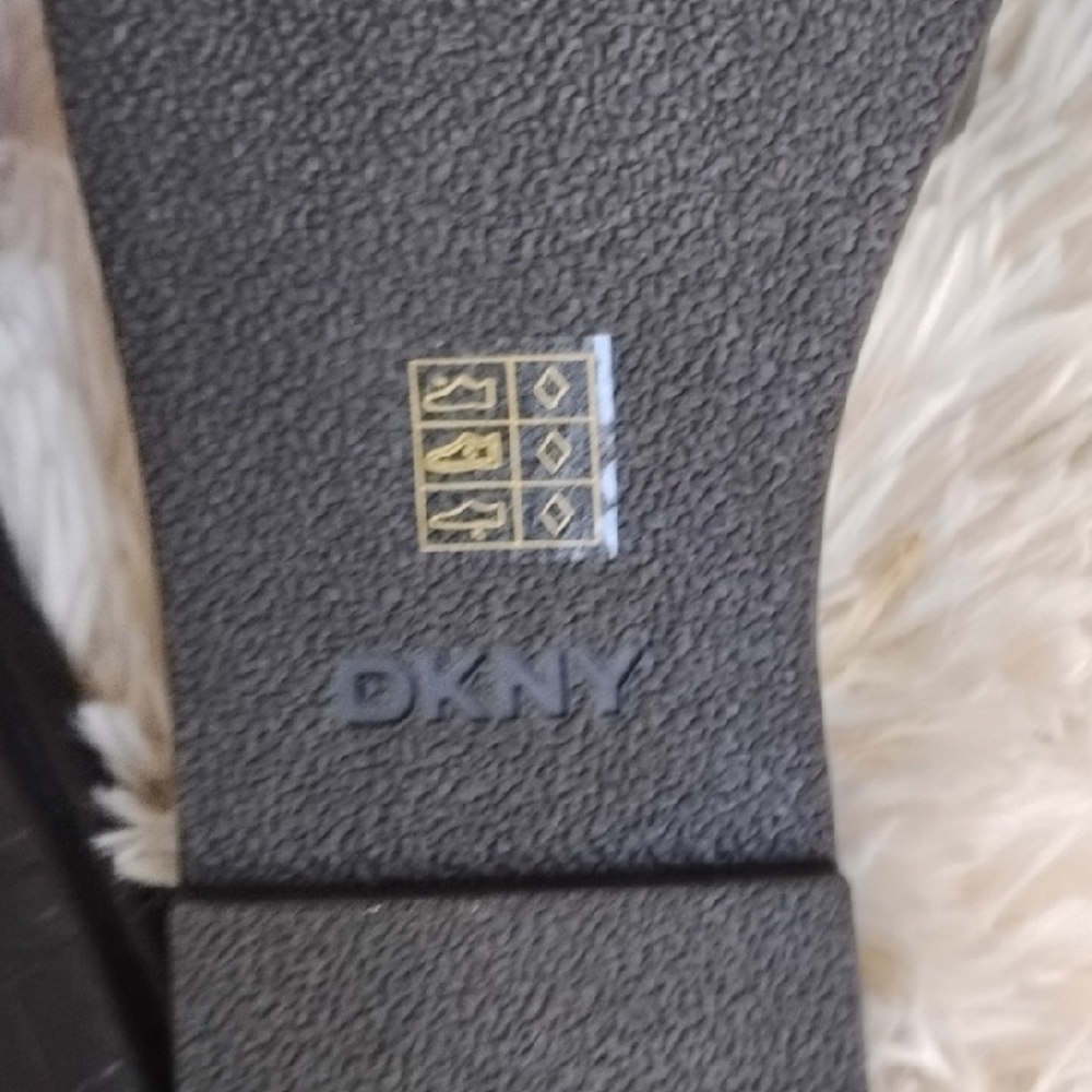 DKNY Black Slide Sandals with Metallic Logo - Picture 3 of 8